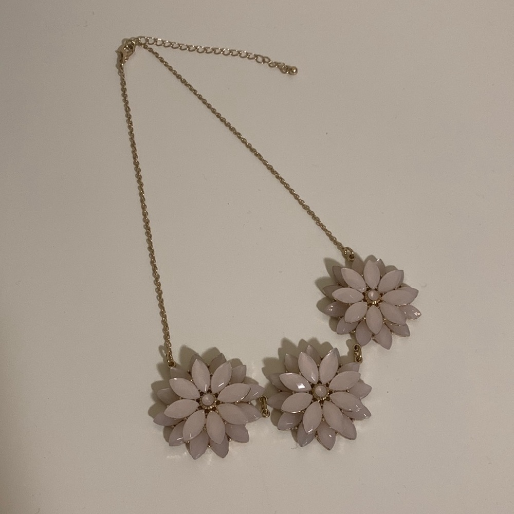 Blush pink flower necklace on w/ gold chain